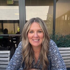 Meet your Posher, Debra